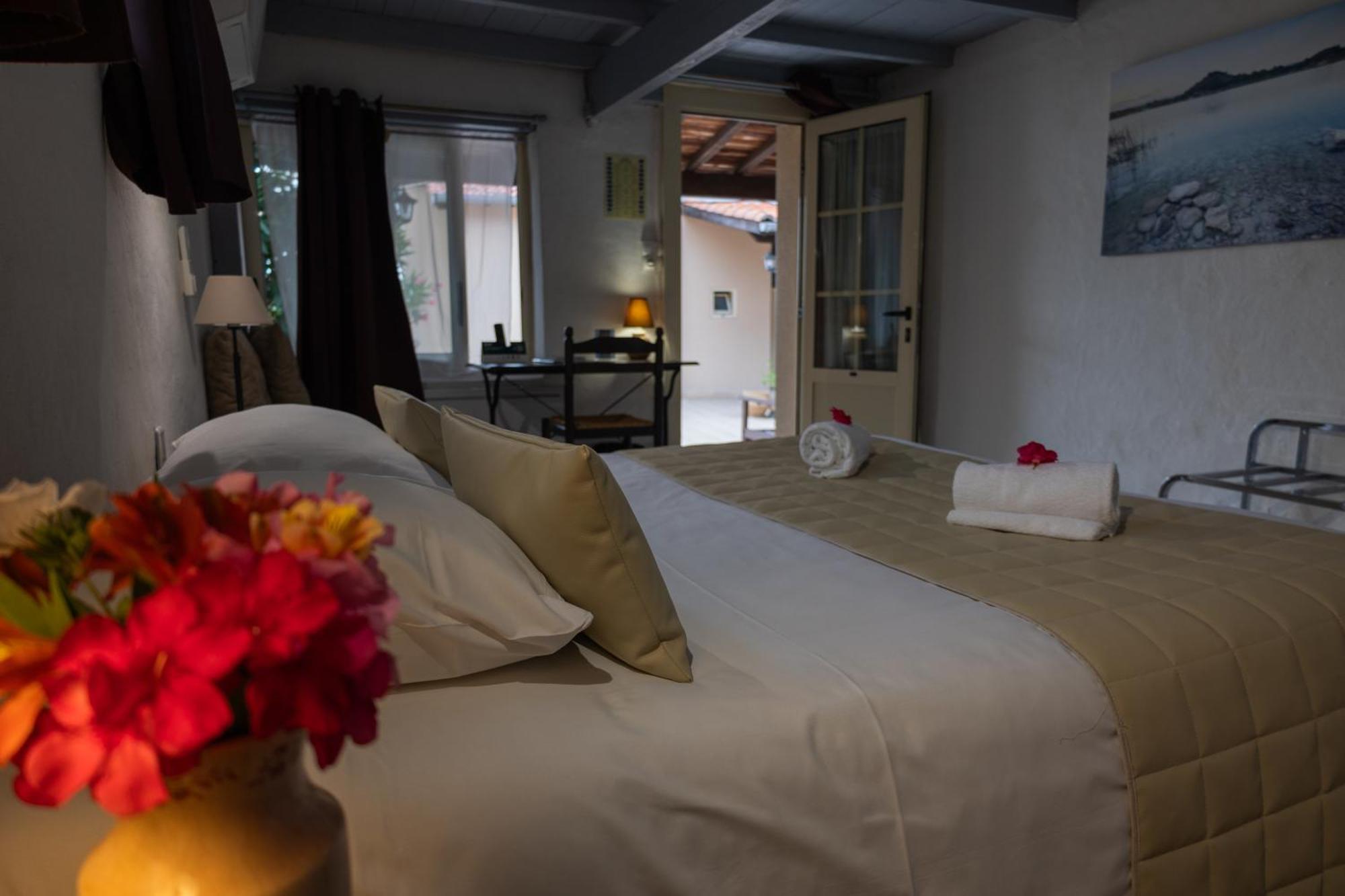 Hotel Logis Des Cretes De Pignols Moissac Esterno foto