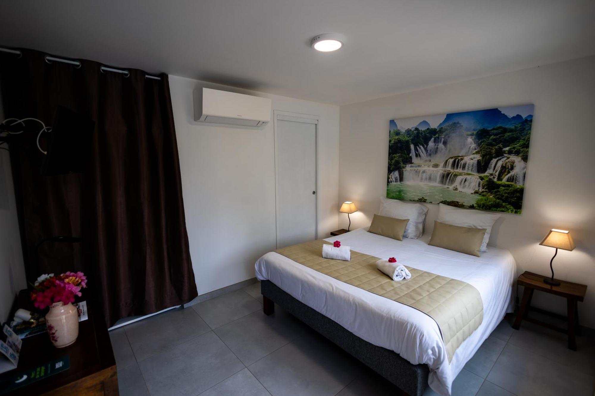 Hotel Logis Des Cretes De Pignols Moissac Esterno foto