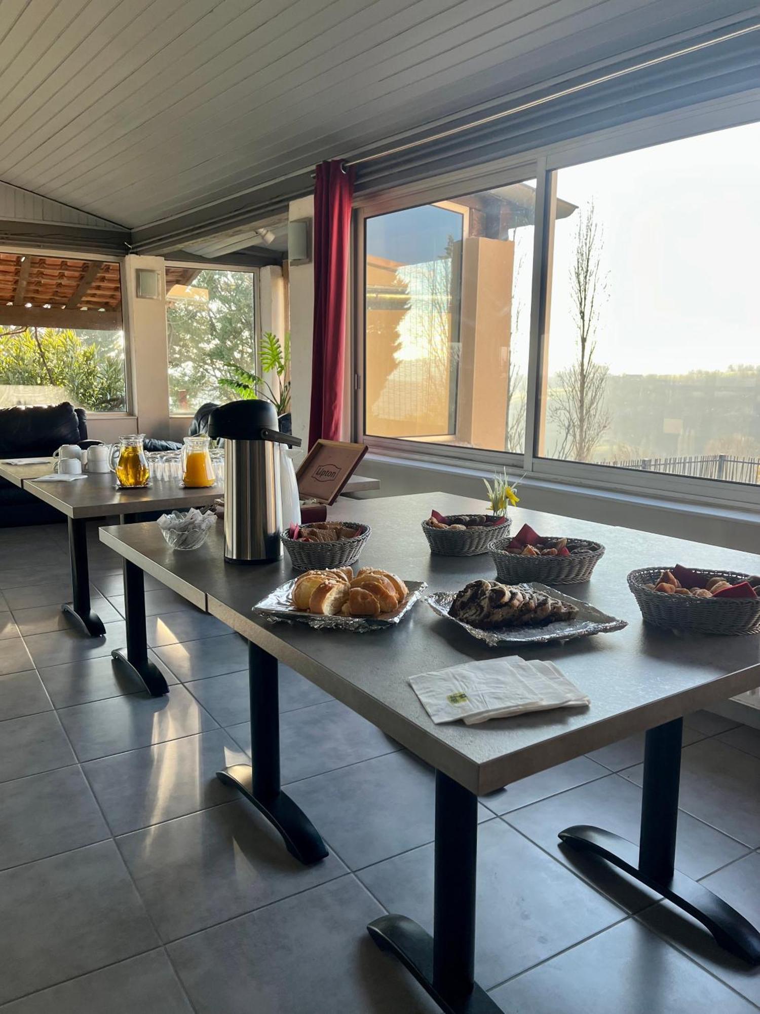 Hotel Logis Des Cretes De Pignols Moissac Esterno foto